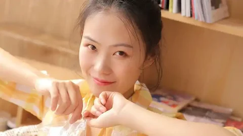 买狗退款遭拒将狗摔死男子被行拘